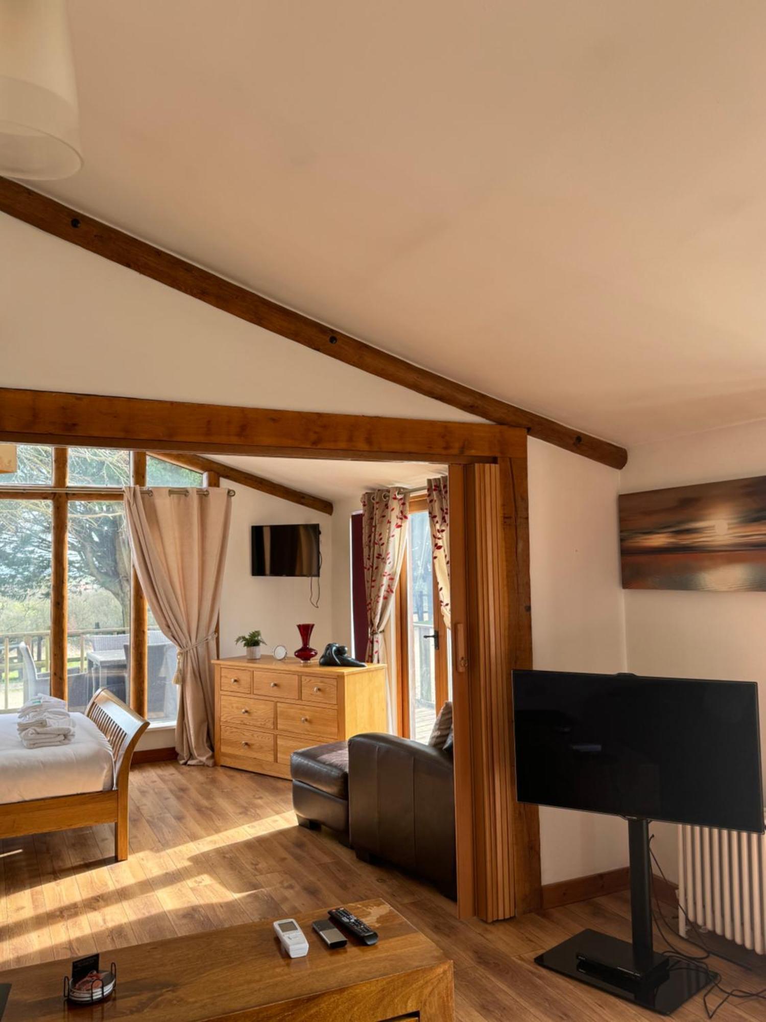 Stable Lodge 2 Bedrooms Horspath 外观 照片